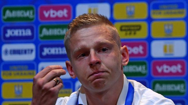 Skotlandia vs Ukraina: Zinchenko Berlinang Air Mata Bahas Invasi Rusia