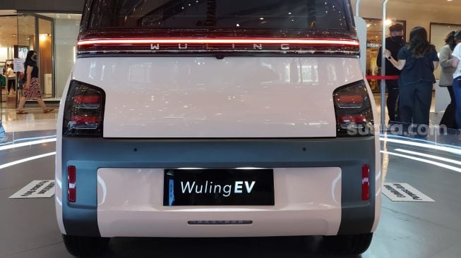 Tampilan kendaraan mungil Wuling Motors di pre-launch Wuling EV "Electrify Your World" [Suara.com/Manuel Jeghesta Nainggolan].