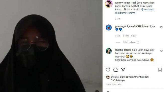 Perempuan yang diduga menghina Wenny Ariani dan putrinya. [Instagram]