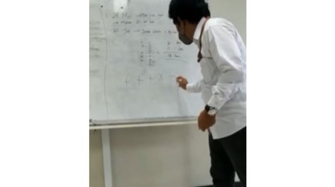 Jelaskan Materi Mata Kuliah, Dosen Ini Malah Beri Gombalan ke Mahasiswanya