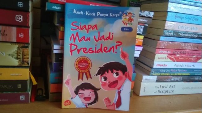 Belajar Kearifan Hidup dari Buku Puisi Siapa Mau Jadi Presiden?