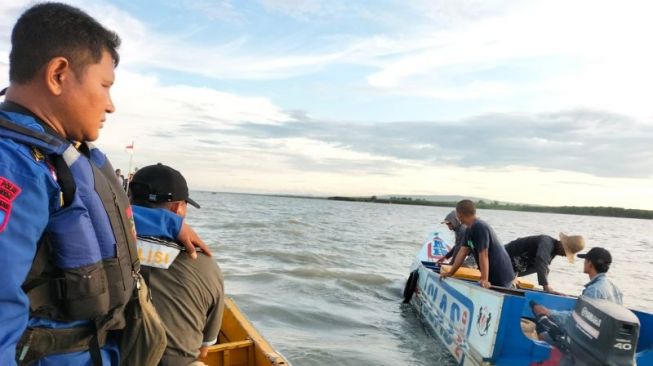 Nelayan Hilang Tenggelam di Perairan Lampung Timur