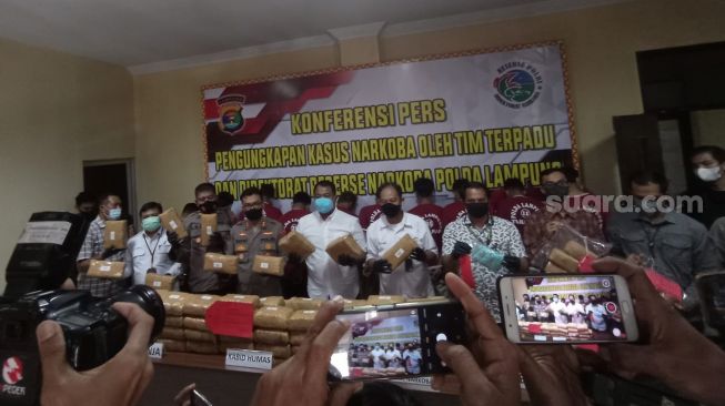 Sita 3 Kg Sabu dan Ribuan Butir Pil Ekstasi, Polda Lampung Ungkap Jaringan Narkoba Antarprovinsi