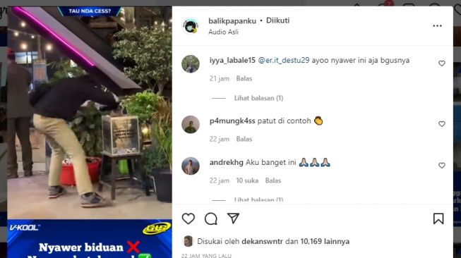 Ngakak! Pria Ini Lebih Memilih Nyawer Kotak Amal Daripada Biduan, Warganet: Stay Halal Brother