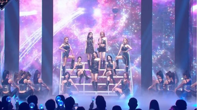 Selamat! WJSN Raih Juara Pertama di Final 'Queendom 2'