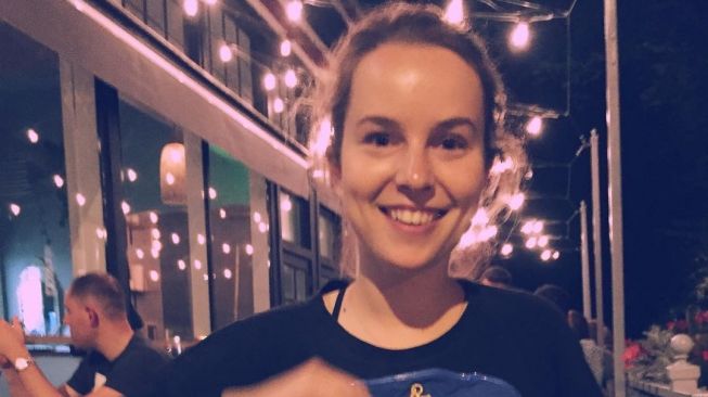 Artis Muda Hollywood Alumni Kampus Mentereng (instagram/@bridgitmendler)