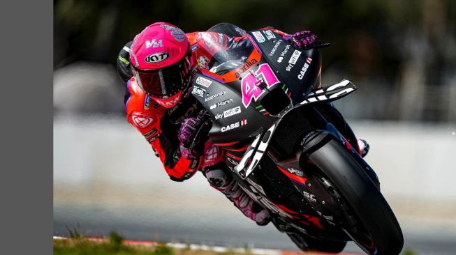 Aleix Espargaro saat menjalani sesi latihan bebas di MotoGP Catalunya 2022 (Instagram)