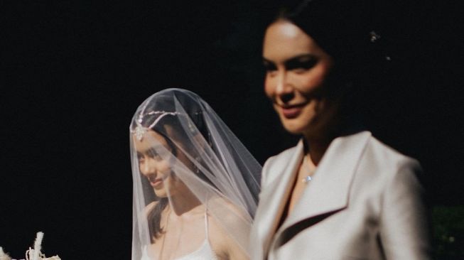 Potret Pernikahan Eva Celia (instagram/@thebridestory)