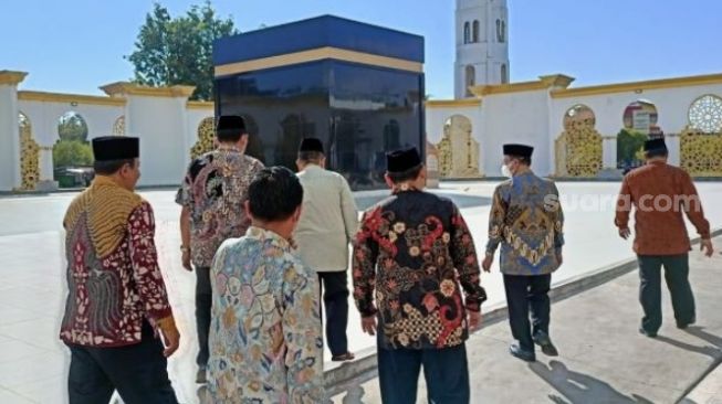 Wali Kota Judas Amir Klaim Taman Manasik Haji di Masjid Agung Kota Palopo Terbesar di Kawasan Timur Indonesia