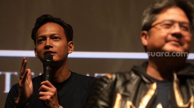 Pemain film Satria Dewa: Gatotkaca, Fedi Nuril memberikan konferensi pers film terbarunya di Epicentrum XXI, Jakarta, Senin (6/6/2022). [Suara.com/Angga Budhiyanto]