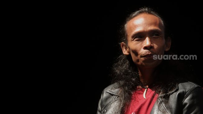 Pemain film Satria Dewa: Gatotkaca, Yayan Ruhian ditemui saat konferensi pers film terbarunya di Epicentrum XXI, Jakarta, Senin (6/6/2022). [Suara.com/Angga Budhiyanto]