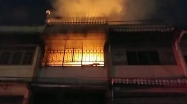 Rumah dua Lantai Kebakaran, Bangunan di Cianjur Nyaris Rata dengan Tanah