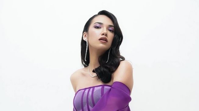 Adu Gaya Haico Van Der Veken dan Dua Lipa (Haico Van Der Veken/@Instagram/haico.vdv)