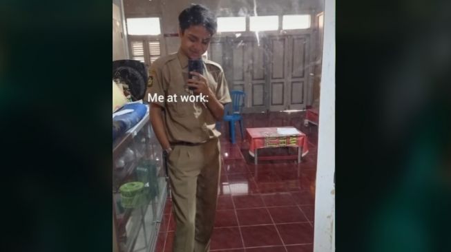 Ikut Tren di TikTok, ASN Pria Ini Malah Kena Gombalan Netizen