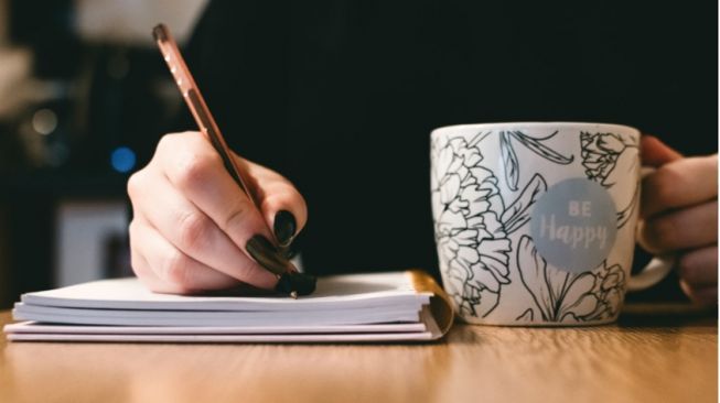 Hindari Melakukan 5 Hal Ini saat Menulis Novel, Bisa Pengaruhi Karya