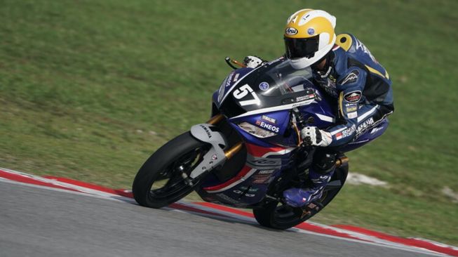 Rider Indonesia Aldi Satya Mahendra yang telah berkiprah hingga jenjang ARRC AP250 (Asia Road Racing Campionship Asia Pacific) [Yamaha Indonesia].