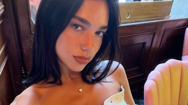 Adu Gaya Haico Van Der Veken dan Dua Lipa (Dua Lipa/Instagram@dualipa)