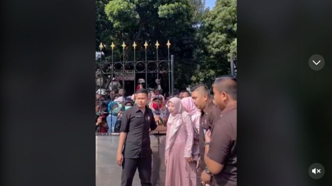 Tangkapan layar video. [TikTok/@indonesiajuaralahirbatin]