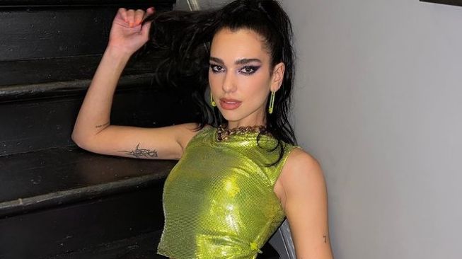 Adu Gaya Haico Van Der Veken dan Dua Lipa (Dua Lipa/Instagram@dualipa)