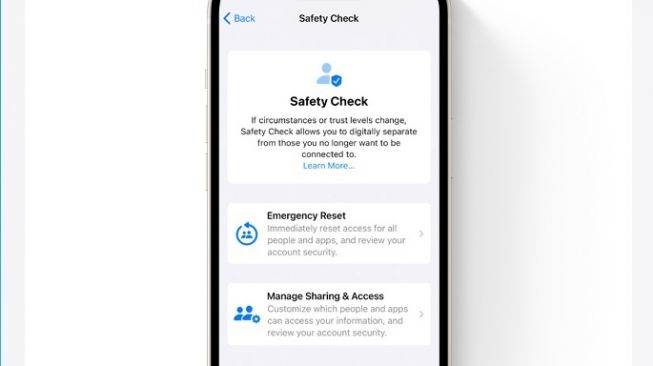 Fitur iOS 16, Safety Check. [Apple]