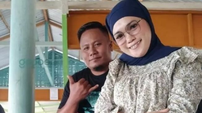 Suami Cemburu Lihat Istri Aktif di Media Sosial, Berujung Penganiayaan dan Pembunuhan