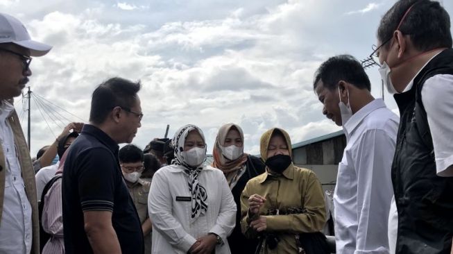 Mensos Risma Bakal Bangun Bank Sampah di Pulau Penyangga Kepri