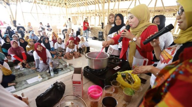 Jawara Sandi Karawang Ciptakan Peluang Usaha Lewat Pelatihan