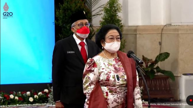 Megawati Dilantik Jokowi Jadi Ketua Dewan Pengarah BPIP 2022-2027