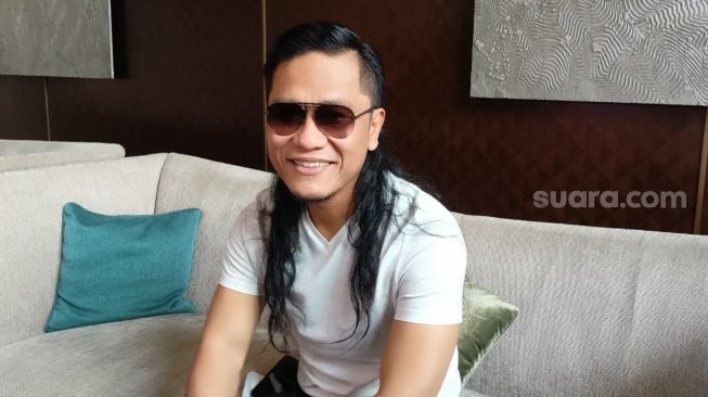 Gus Miftah ditemui di Hotel Fairmont, Jakarta pada Selasa (7/6/2022). [Suara.com/Rena Pangesti]
