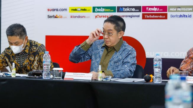 Komisaris Utama PT Arkadia Digital Media Tbk Stephen Kurniawan saat Rapat Umum Pemegang Saham (RUPS) di Jambuluwuk Thamrin Hotel, Jakarta, Rabu (8/6/2022). [Suara.com/Alfian Winanto]