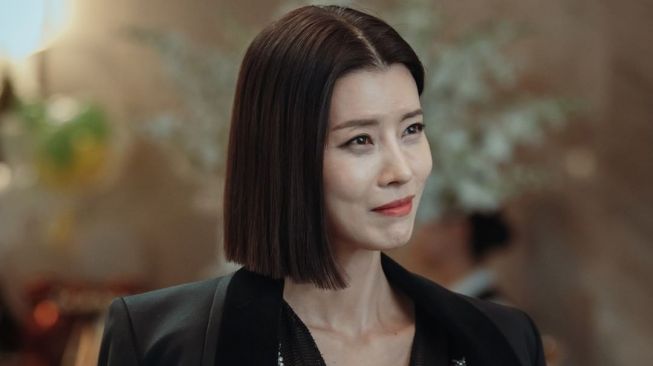 Potret Yoo Sun di Eve (Instagram/@tvn_drama)