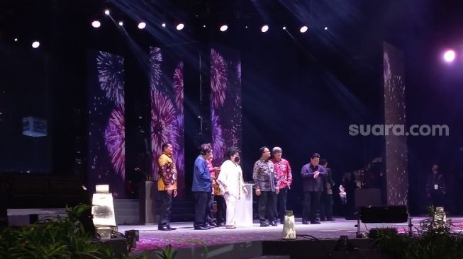 Bersama Ketua MK hingga Erick Thohir, Anies Resmi Membuka Jakarta Fair 2022