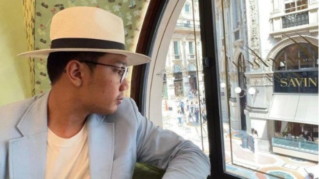 Unggah Foto Usai Mandikan Jasad Eril, Ridwan Kamil Sebut Sang Putera Berada di Dasar Sungai Aare Selama 14 Hari