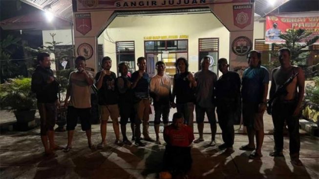 Buntut Cekcok Lahan, Warga Pesisir Selatan Tewas Ditembak di Kebun Sawit