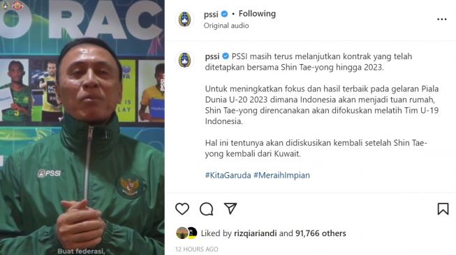 Ketua Umum PSSI, Mochamad Iriawan mengumumkan nasib Shin Tae-yong di timnas Indonesia lewat fitur video reels di Instagram PSSI, Jumat (10/6/2022). [Instagram/@PSSI]