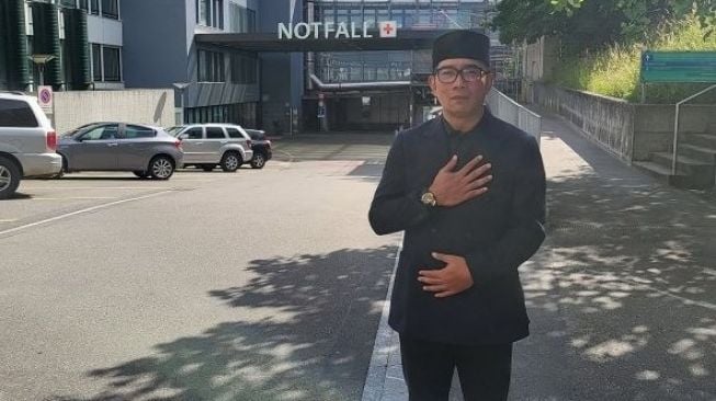 Perempuan Papasan dengan Ridwan Kamil Bersepeda ke Kantor, Video Panen Doa