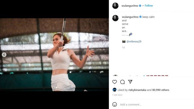 Foto: Bagikan Foto saat Olahraga Tenis, Wulan Guritno Bak Woman Crush (instagram/wulanguritno)