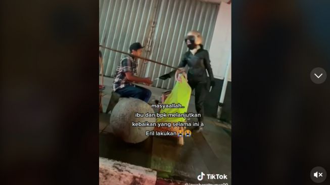 Tangkapan layar video. [TikTok/@jawabaratpunya99]