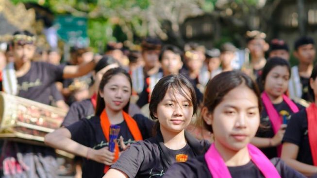 Tari Labuh Gentuh Akan Dihadirkan Dalam Pawai Pembukaan Pesta Kesenian Bali Hari Ini