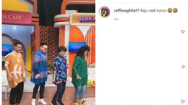 Foto: Sederet Selebriti Termasuk Raffi Ahmad Kenakan Baju Turun Naik (instagram/raffinaghita17)