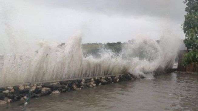 BMKG Keluarkan Peringatan Dini Potensi Banjir Rob di Nusa Tenggara Timur