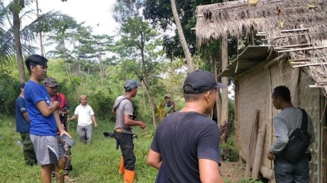 Penjelasan Polisi Soal Perempuan di Bawah Umur Ditemukan Tinggal di Tengah Hutan Bersama Dua Pria