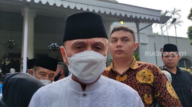 Bertakziah ke Gedung Pakuan Bandung, Ketum PSSI Iwan Bule: Eril Memang Anak Soleh