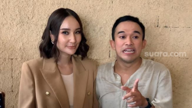 Anwar Sanjaya dan Bella Aprilia [Adiyoga Priyambodo/Suara.com]