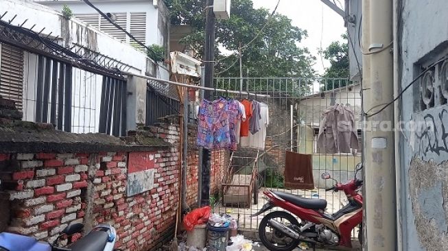 Gegara Teror Kakek Maling Celana Dalam, Emak-emak di Gang Satria Pela Mampang Kapok Jemur Pakaian di Depan Rumah