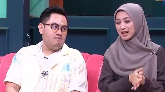 Nassar dan Desy Ratnasari [YouTube Trans TV]