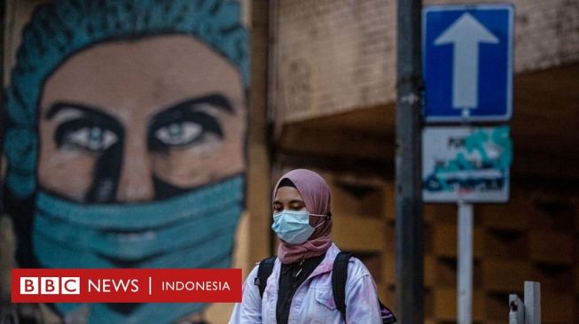 Kasus Covid di Indonesia Naik, Apakah Kebijakan Pelonggaran Perlu Direvisi?