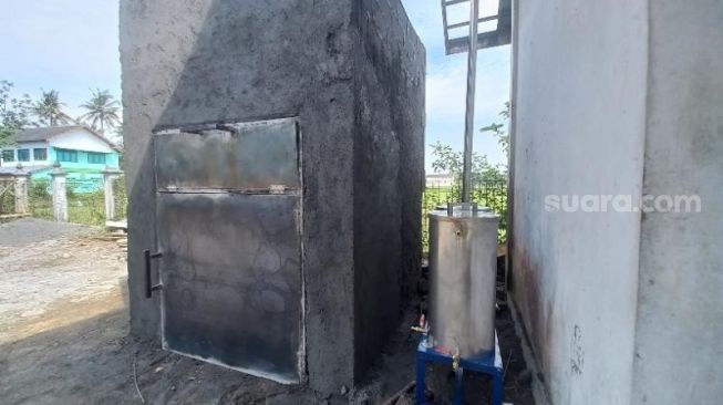 Warkaban Sumbangkan Dua Waste Terminator Demi Bantu Kurangi Sampah