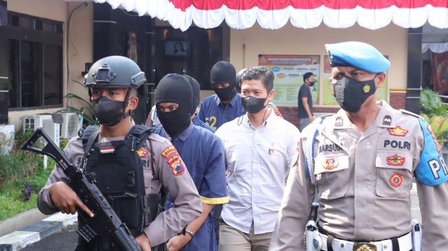 Biadab! Hanya Masalah Baju, Kakek dan Cucu Dianiaya di Sukoharjo, Kini 3 Pelaku Diringkus Polisi