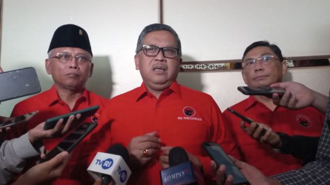 Hasto Klaim Banyak Kepala Daerah Ingin Bergabung Jadi Kader PDI Perjuangan